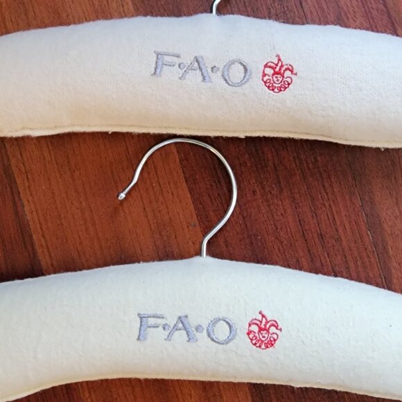 FAO Schwarz Plush Super Soft Baby Hangers - Picture 2 of 7